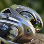 Baitcast Daiwa 25 Aird 80