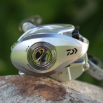 Baitcast Daiwa 25 Aird 80