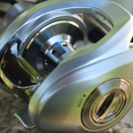 Baitcast Daiwa 25 Aird 80