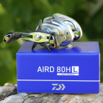 Baitcast Daiwa 25 Aird 80